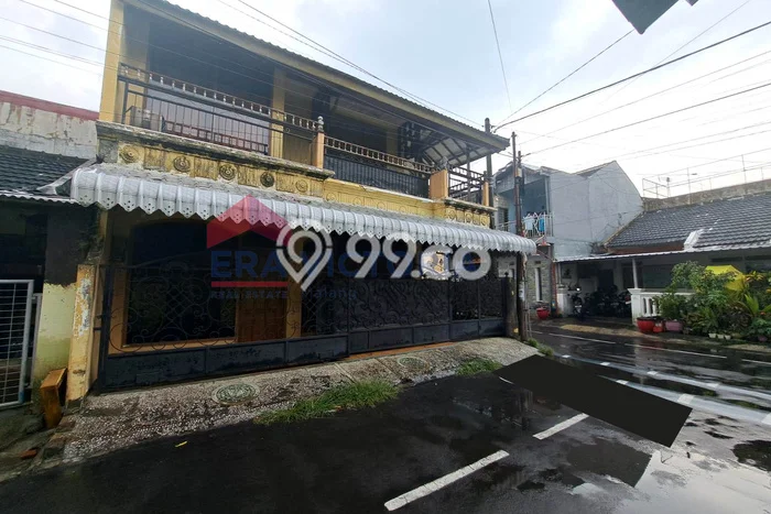 Rumah Strategis Modern Lb 170m2 di Pakis, Malang Rumah Strategis Modern Lb 170m2 di Pakis, Malang