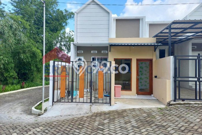 Dijual Rumah 2 Kamar Lokasi Strategis Nyaman dan Strategis di Pakis Dijual Rumah 2 Kamar Lokasi Strategis Nyaman dan Strategis di Pakis