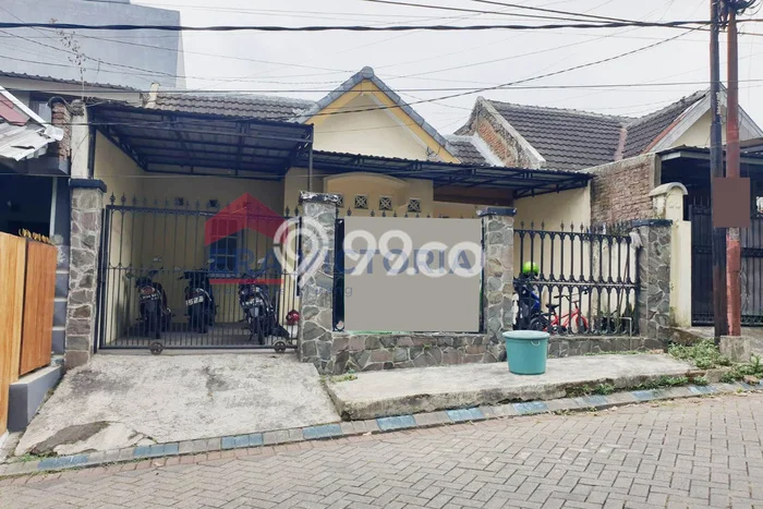 Dijual Rumah 3 Kamar Lokasi Strategis Nyaman dan Strategis di Pakis Dijual Rumah 3 Kamar Lokasi Strategis Nyaman dan Strategis di Pakis
