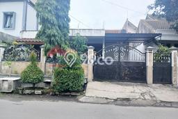 Dijual Cepat Rumah Bagus Siap Huni LB 150m2 di Blimbing, Malang Dijual Cepat Rumah Bagus Siap Huni LB 150m2 di Blimbing, Malang
