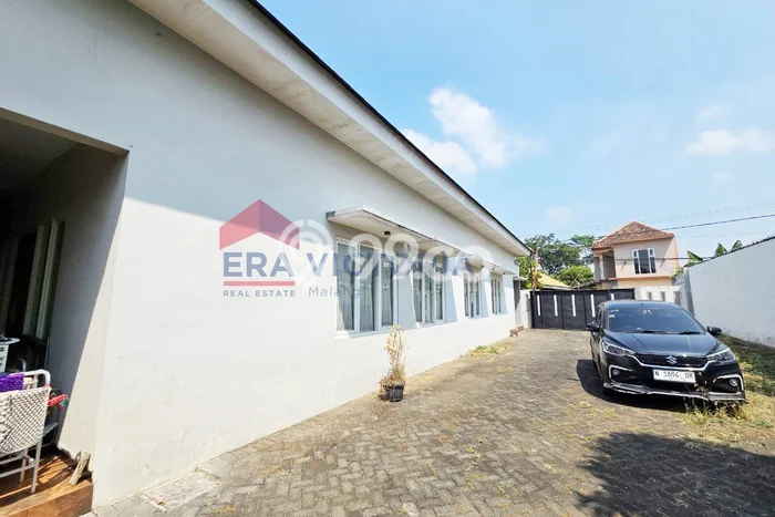 For Sale Rumah Mewah Exclusive di Pakis, Malang For Sale Rumah Mewah Exclusive di Pakis, Malang