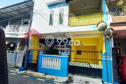 Rumah Strategis Modern Lb 200m2 di Kedungkandang, Malang Rumah Strategis Modern Lb 200m2 di Kedungkandang, Malang
