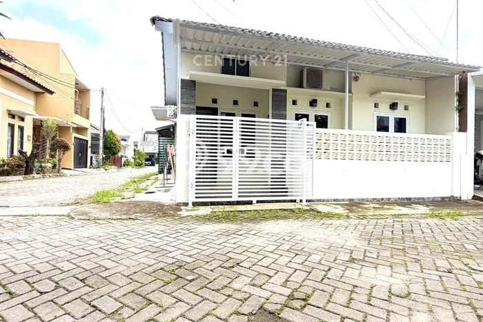 Jual Rumah Murah Meriah Taktakan Punya 2 Kamar & LT 76m2 Jual Rumah Murah Meriah Taktakan Punya 2 Kamar & LT 76m2