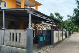 Rumah Modern Cantik 5 KT Bisa Langsung Pindah di Curug Rumah Modern Cantik 5 KT Bisa Langsung Pindah di Curug