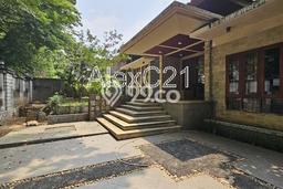 Dijual Rumah Premium dengan Fasilitas Sekitar Lengkap di Kebayoran Baru, Jakarta Selatan Dijual Rumah Premium dengan Fasilitas Sekitar Lengkap di Kebayoran Baru, Jakarta Selatan