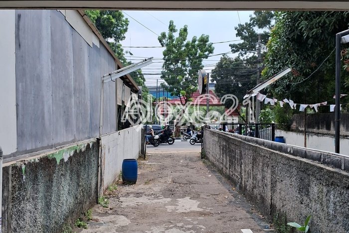 Ruko Dijual di Jakarta Selatan LT 200m2 & LB 270m2 Lokasi Terbaik! Ruko Dijual di Jakarta Selatan LT 200m2 & LB 270m2 Lokasi Terbaik!