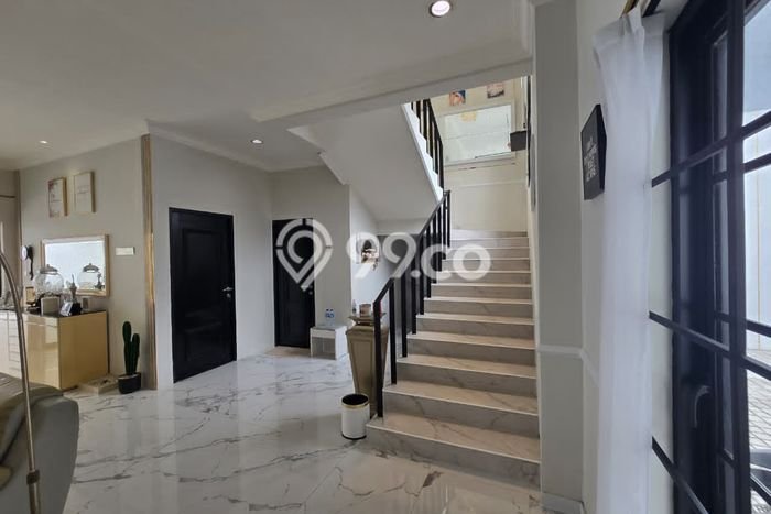 Rumah Elit Modern Siap Huni di Ciwaruga Bandung Rumah Elit Modern Siap Huni di Ciwaruga Bandung