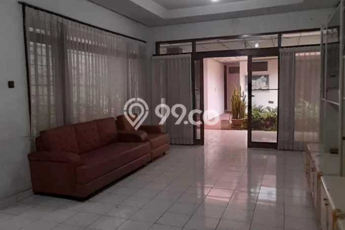Disewakan Rumah Konsep Modern di Regol Bandung dengan 5 Kamar Disewakan Rumah Konsep Modern di Regol Bandung dengan 5 Kamar