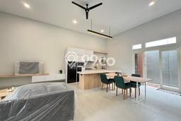 Rumah Mewah LB 140m2 Siap Huni Desain Elegan di Kota Baru Parahyangan, Bandung Rumah Mewah LB 140m2 Siap Huni Desain Elegan di Kota Baru Parahyangan, Bandung
