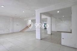 Ruko Disewa di Batununggal, Bandung, LT 300m2 / LB 500m2 Ruko Disewa di Batununggal, Bandung, LT 300m2 / LB 500m2