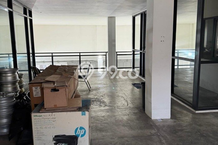 Unit Ruko disewakan di Regol Bandung dengan LT 300m2 / LB 300m2 Unit Ruko disewakan di Regol Bandung dengan LT 300m2 / LB 300m2