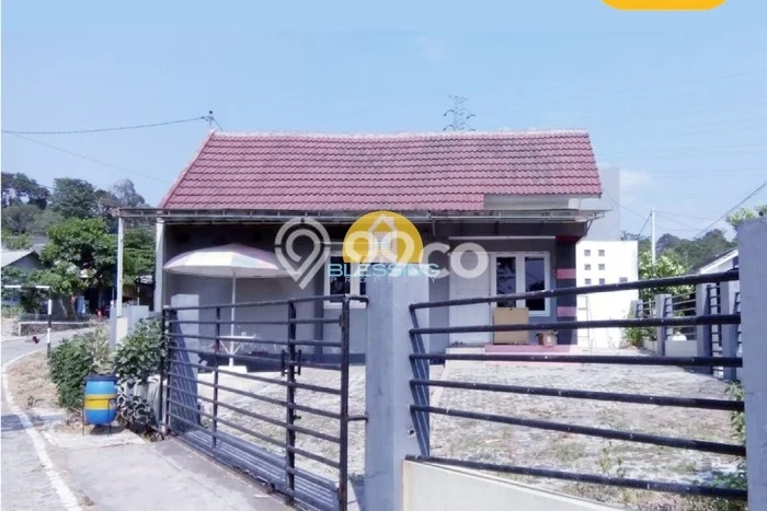 Rumah Berkualitas dengan 2 Kamar Tidur di Lingkungan Asri Banyumanik, Semarang Rumah Berkualitas dengan 2 Kamar Tidur di Lingkungan Asri Banyumanik, Semarang