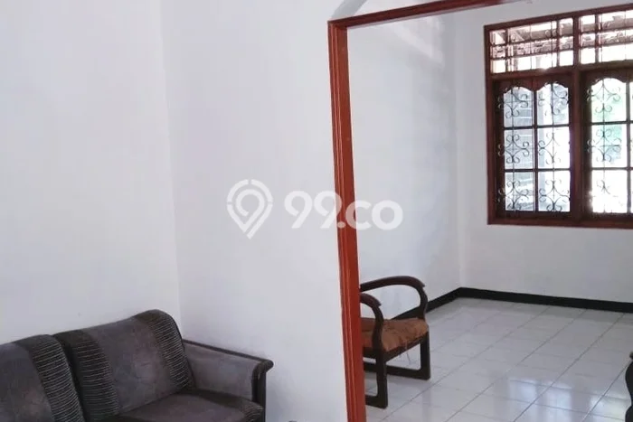 Rumah Cantik Siap Huni Di Banyumanik Luas 250m2 Aman Rumah Cantik Siap Huni Di Banyumanik Luas 250m2 Aman