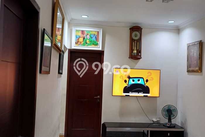 Rumah Mewah LB 240m2 Siap Huni Desain Elegan di Duri Kepa, Jakarta Barat Rumah Mewah LB 240m2 Siap Huni Desain Elegan di Duri Kepa, Jakarta Barat