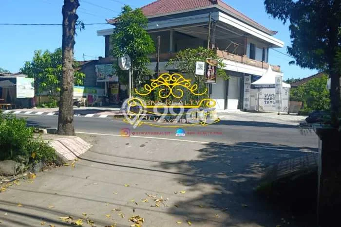 Rumah Eksklusif Siap Huni LT 300m2 di Sukawati, Gianyar Rumah Eksklusif Siap Huni LT 300m2 di Sukawati, Gianyar