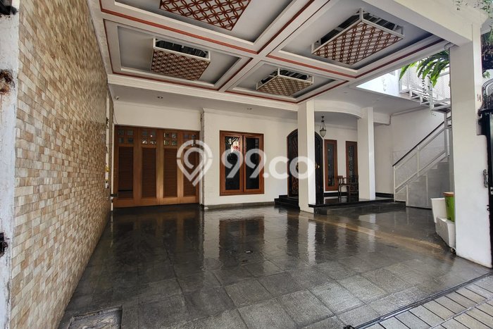 Jual Rumah Mewah Elegan Dengan View Eksklusif di Pondok Indah, Jakarta Selatan Jual Rumah Mewah Elegan Dengan View Eksklusif di Pondok Indah, Jakarta Selatan