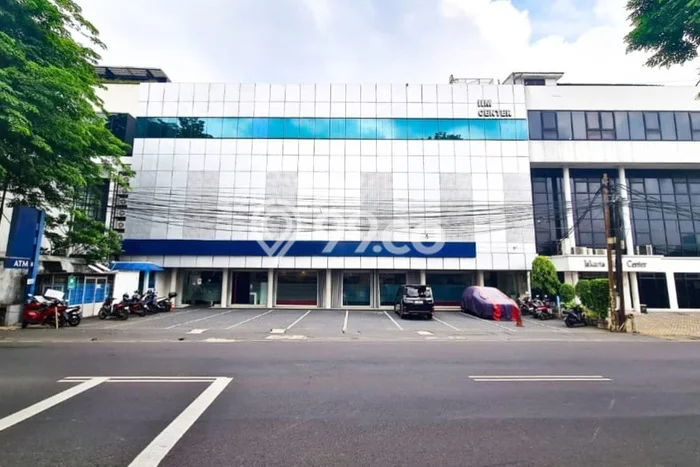 Komersial untuk Disewa di Pusat Jakarta Selatan Luas Bangunan 1170m2 Komersial untuk Disewa di Pusat Jakarta Selatan Luas Bangunan 1170m2