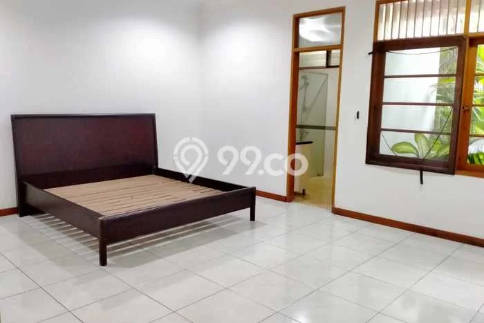 Rumah Elit Modern Tanpa Renovasi di Kemang Jakarta Selatan Rumah Elit Modern Tanpa Renovasi di Kemang Jakarta Selatan