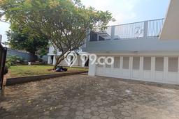 Rumah di Kemang, Akses ke Pusat Kota, LT 850m² Rumah di Kemang, Akses ke Pusat Kota, LT 850m²