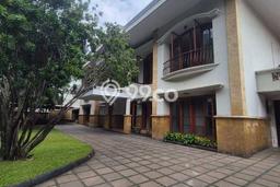 HOT OFFER Rumah Mewah 6 BR Disewakan di Jakarta Selatan Siap Pakai HOT OFFER Rumah Mewah 6 BR Disewakan di Jakarta Selatan Siap Pakai