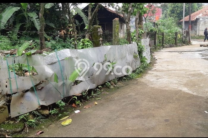 Lahan Kosong Dijual di Cibinong, Bogor, Luas 800m2 Area Strategis Lahan Kosong Dijual di Cibinong, Bogor, Luas 800m2 Area Strategis
