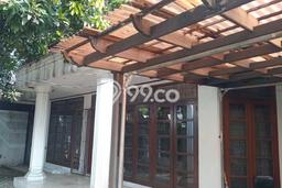 Rumah Elit Akses Mudah di Jakarta Selatan Unfurnished Rumah Elit Akses Mudah di Jakarta Selatan Unfurnished
