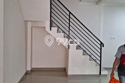 Rumah Minimalis 3 KT LT 72m2 di Graha Raya Rumah Minimalis 3 KT LT 72m2 di Graha Raya