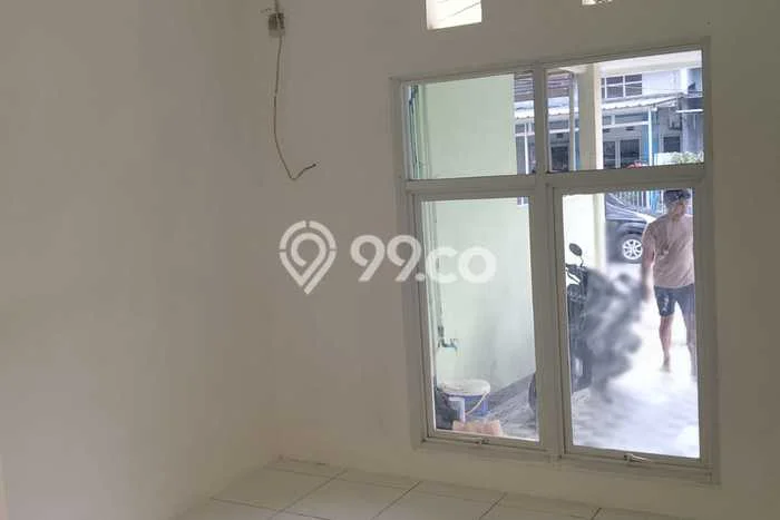 For Sale Rumah 2 Kamar Lokasi Ideal Nyaman dan Strategis di Serpong For Sale Rumah 2 Kamar Lokasi Ideal Nyaman dan Strategis di Serpong