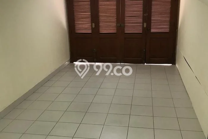HOT DEAL! Rumah area , 2 KM, Lingkungan Strategis, LT 200m2m² Bangunan 250m2m² HOT DEAL! Rumah area , 2 KM, Lingkungan Strategis, LT 200m2m² Bangunan 250m2m²