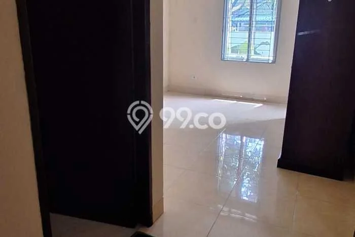 Disewakan! Rumah 4 Kamar Tidur &
2 Kamar Mandi di Bintaro, Jakarta Selatan Disewakan! Rumah 4 Kamar Tidur &
2 Kamar Mandi di Bintaro, Jakarta Selatan
