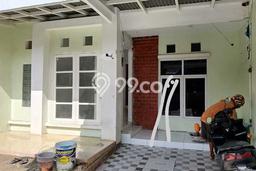 For Sale Rumah 2 Kamar Lokasi Ideal Nyaman dan Strategis di Serpong For Sale Rumah 2 Kamar Lokasi Ideal Nyaman dan Strategis di Serpong