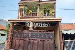 Rumah Modern Cantik 5 Kamar Siap Huni di Dukuh Pakis Rumah Modern Cantik 5 Kamar Siap Huni di Dukuh Pakis