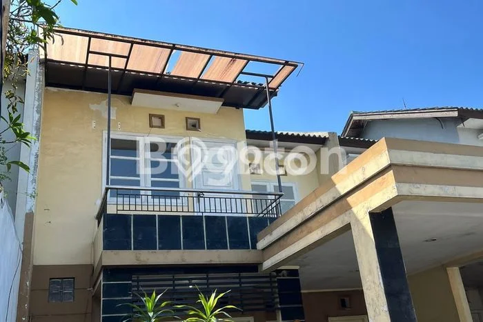 Dijual Cepat Rumah Favorit Siap Huni LB 100m2 di Waru, Sidoarjo Dijual Cepat Rumah Favorit Siap Huni LB 100m2 di Waru, Sidoarjo