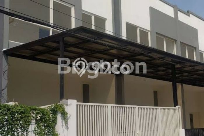 Jual Rumah Favorit Siap Huni LB 75m2 di Rungkut, Surabaya Jual Rumah Favorit Siap Huni LB 75m2 di Rungkut, Surabaya