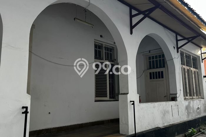 Kantor Paling Dicari LB 200m2 Dijual di Gubeng Kantor Paling Dicari LB 200m2 Dijual di Gubeng