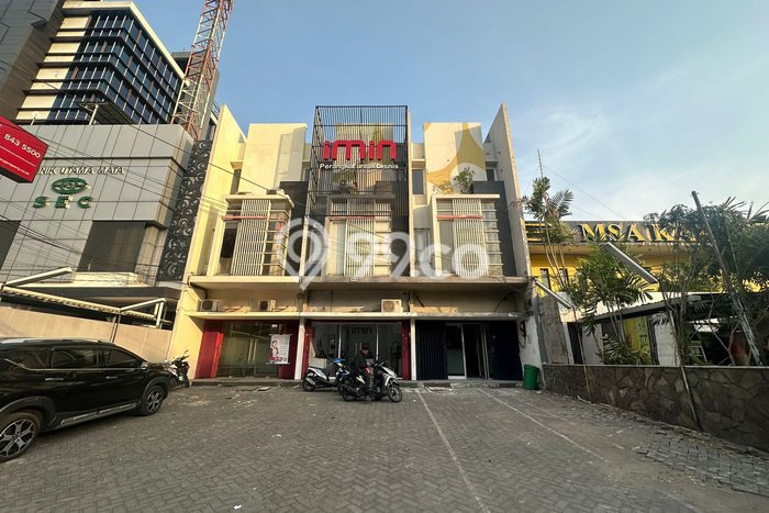 Disewakan Ruko di Kawasan Ramai Jemursari Luas 300m2 Disewakan Ruko di Kawasan Ramai Jemursari Luas 300m2