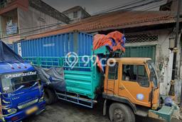 Disewakan Ruko komersial di Semampir luas bangunan 93m2 Disewakan Ruko komersial di Semampir luas bangunan 93m2
