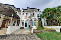 Jual Rumah Bagus Siap Huni LB 180m2 di Wiyung, Surabaya Jual Rumah Bagus Siap Huni LB 180m2 di Wiyung, Surabaya