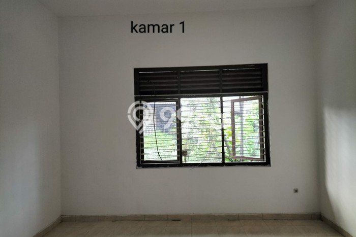 Disewakan! Rumah 4 Kamar Tidur &
2 Kamar Mandi di ngagel, Surabaya Disewakan! Rumah 4 Kamar Tidur &
2 Kamar Mandi di ngagel, Surabaya