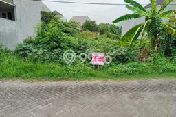 Kavling Tanah di Wiyung Dijual Luas 270m2 Legalitas SHM Kavling Tanah di Wiyung Dijual Luas 270m2 Legalitas SHM