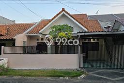 Dijual Rumah Eksklusif 2 KT di Babatan, Surabaya Dijual Rumah Eksklusif 2 KT di Babatan, Surabaya