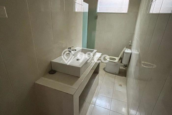 Ruko Dijual di Surabaya LT 75m2 & LB 150m2 Lokasi Terbaik! Ruko Dijual di Surabaya LT 75m2 & LB 150m2 Lokasi Terbaik!