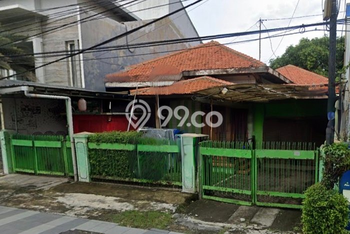 Hunian Mewah Dijual LT 360m2 di Gayungan, Surabaya Hunian Mewah Dijual LT 360m2 di Gayungan, Surabaya