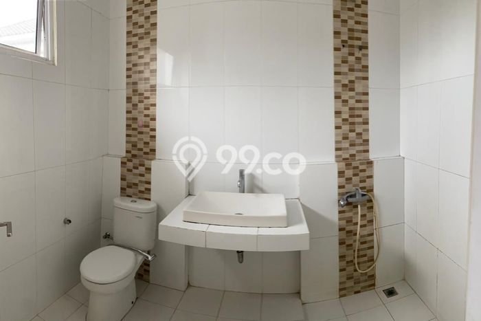 Ready to Use! Premium House LT 180m2 Desain Modern di Duta Garden Ready to Use! Premium House LT 180m2 Desain Modern di Duta Garden