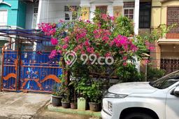 Rumah Minimalis 2 KT di Taman Palem Jakarta Barat Rumah Minimalis 2 KT di Taman Palem Jakarta Barat