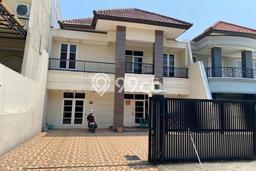 For Sale! Luxury House LT 300m2 Desain Elegan di Pantai Indah Kapuk For Sale! Luxury House LT 300m2 Desain Elegan di Pantai Indah Kapuk
