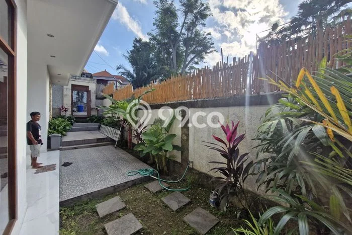 Rumah kawasan Mengwi, Badung, Luas 205m² LB 200m² Rumah kawasan Mengwi, Badung, Luas 205m² LB 200m²
