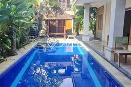 DIJUAL! Vila Kawasan , Luas 408m2m², Posisi Premium DIJUAL! Vila Kawasan , Luas 408m2m², Posisi Premium