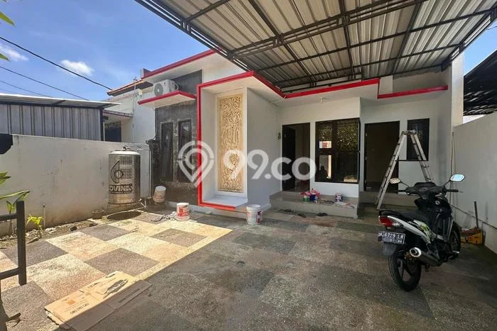 Disewakan! Rumah 3 Kamar Tidur &
1 Kamar Mandi di Renon, Denpasar Disewakan! Rumah 3 Kamar Tidur &
1 Kamar Mandi di Renon, Denpasar