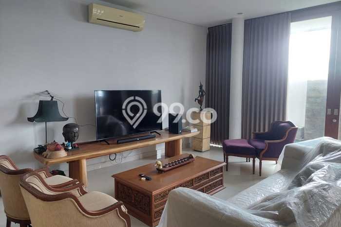 HOT DEAL! Vila Kawasan , Luas 200m2m², Lokasi Prima HOT DEAL! Vila Kawasan , Luas 200m2m², Lokasi Prima